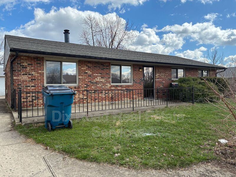 Huber Heights House: 7106 Lunceford Drive