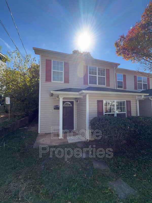 Durham Townhome: 2004 Hart Street