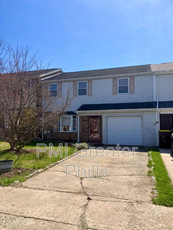 Bensalem House: 2466 Brandon Ct
