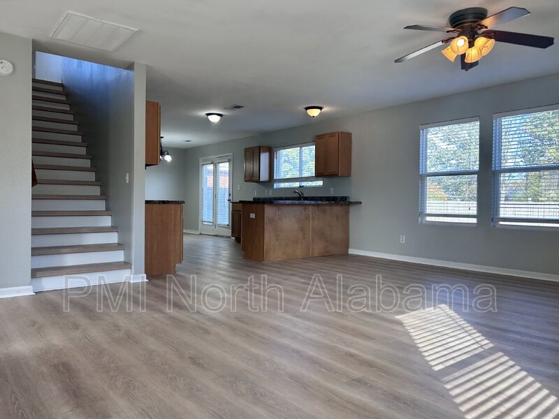 Madison House: 379 Jasmine Drive