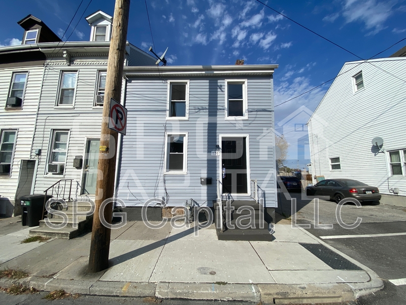 York House: 131 Arch Street