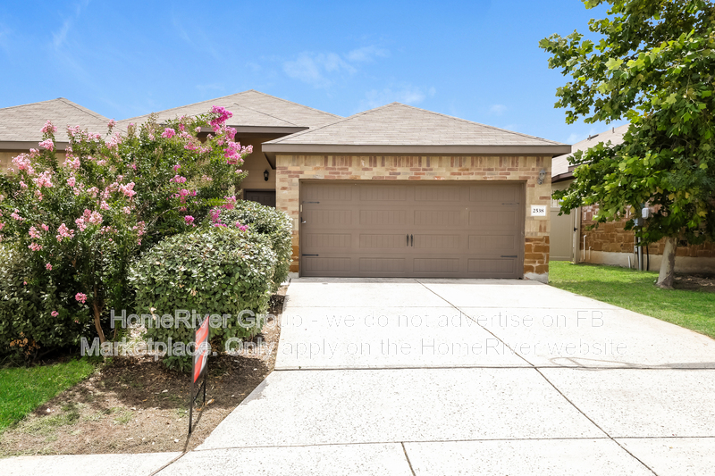 New Braunfels House: 2538 Pahmeyer Rd