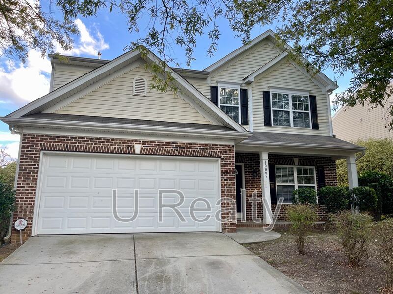 Charlotte House: 10009 Barrands Ln