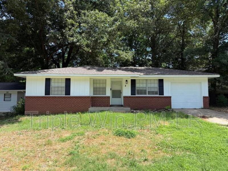 Little Rock House: 8 Glendale Drive