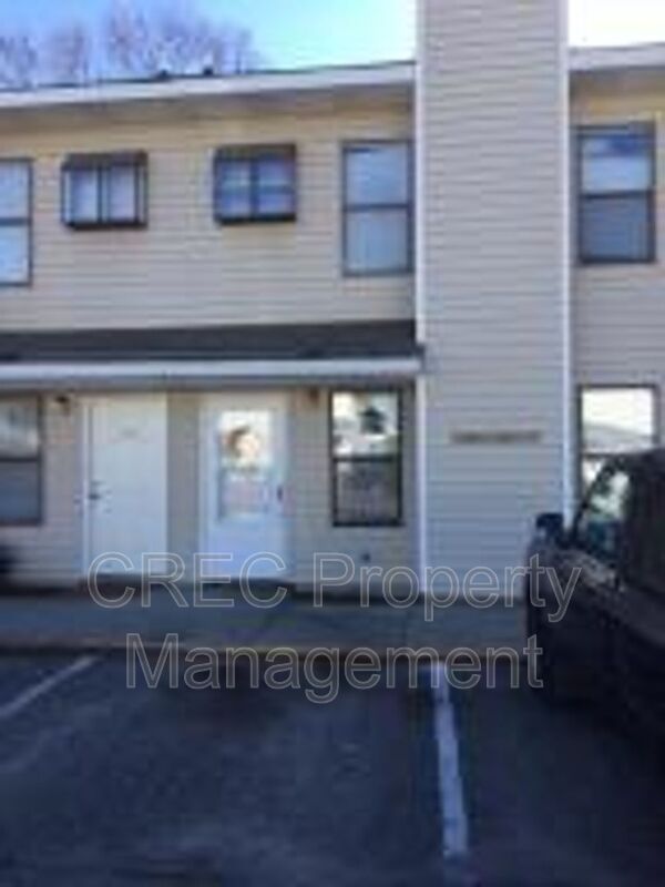 Goose Creek House: 169 Pine Shadow Drive