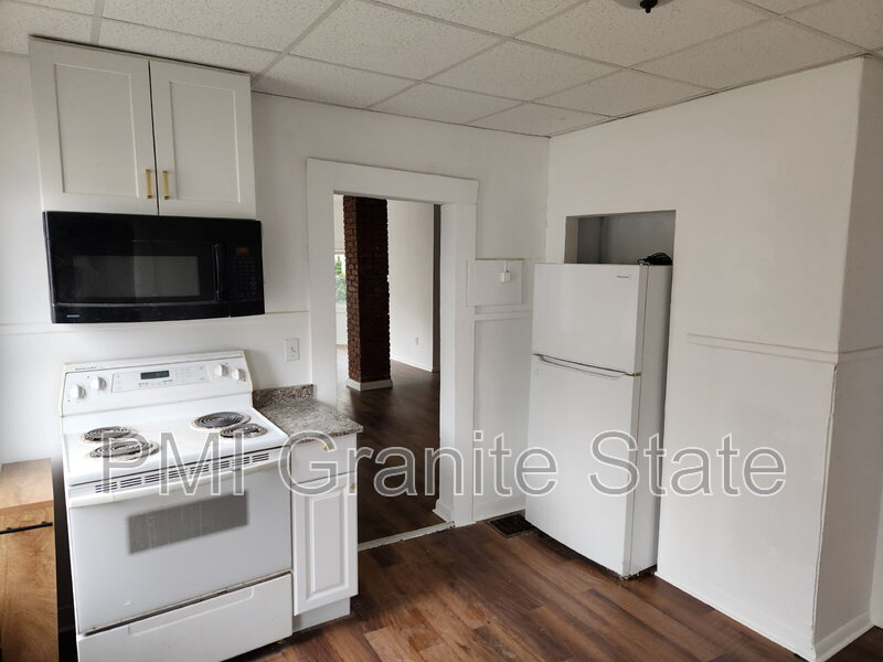 Nashua Condo: 10A Beacon St