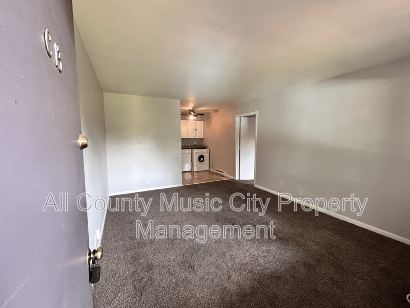 Main image for 2134 Fairfax Ave #C13
