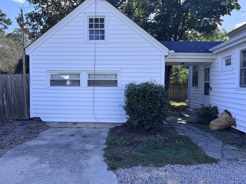 Greenville House: 1105 West Rock Spring Road - B-APT