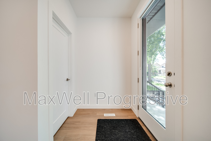 Edmonton Condo: 11315 58 Avenue NW