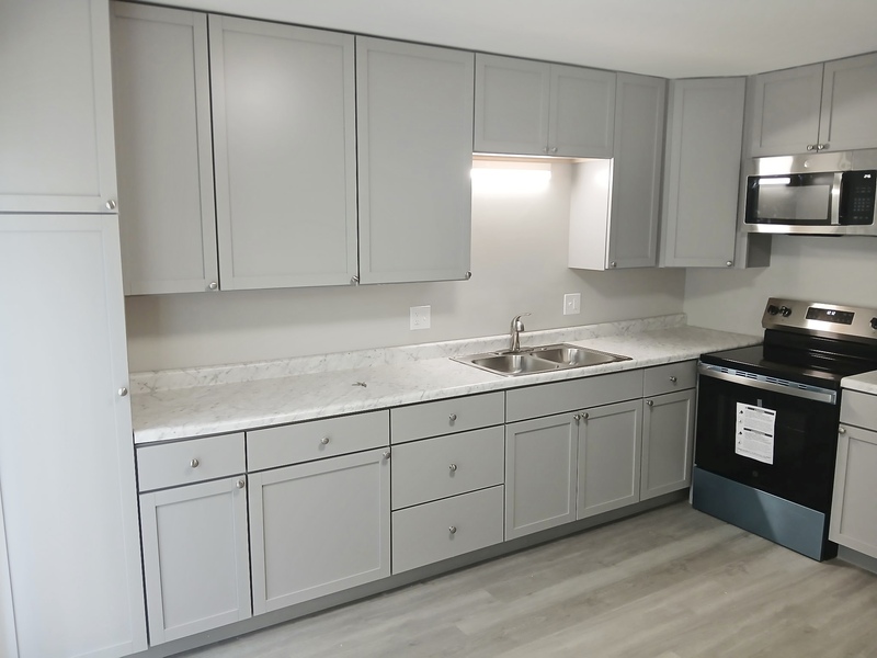 Montgomery Townhome: 746 Oakton Rd