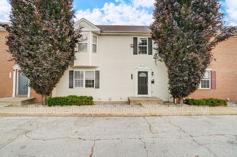 Toledo Condo: 1105 N. Byrne Road - 1