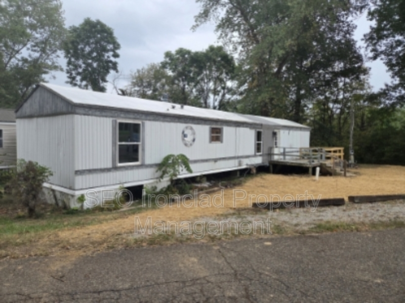 Cambridge House: 515 Orme Ave