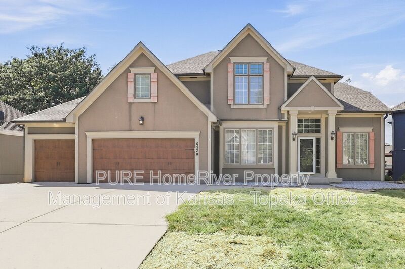 Kansas City House: 6320 N Nevada Ave