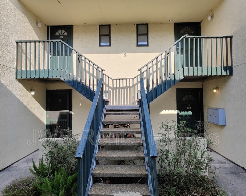 Neptune Beach Condo: 1000 3rd St #8C