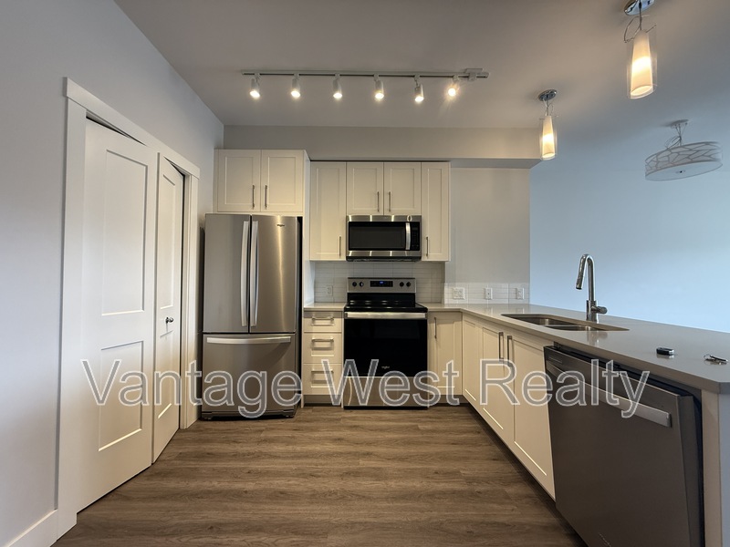 Kelowna Condo: 222-191 Hollywood Rd S