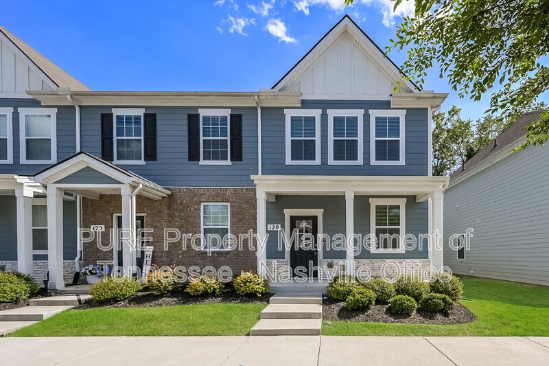 Lebanon Townhome: 120 Cecil Rd