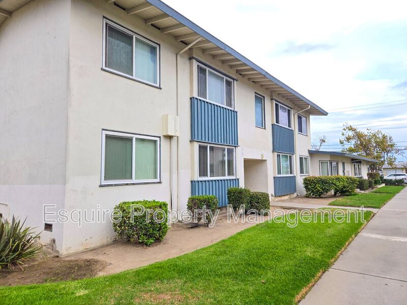 OXNARD Condo: 125 HILL STREET