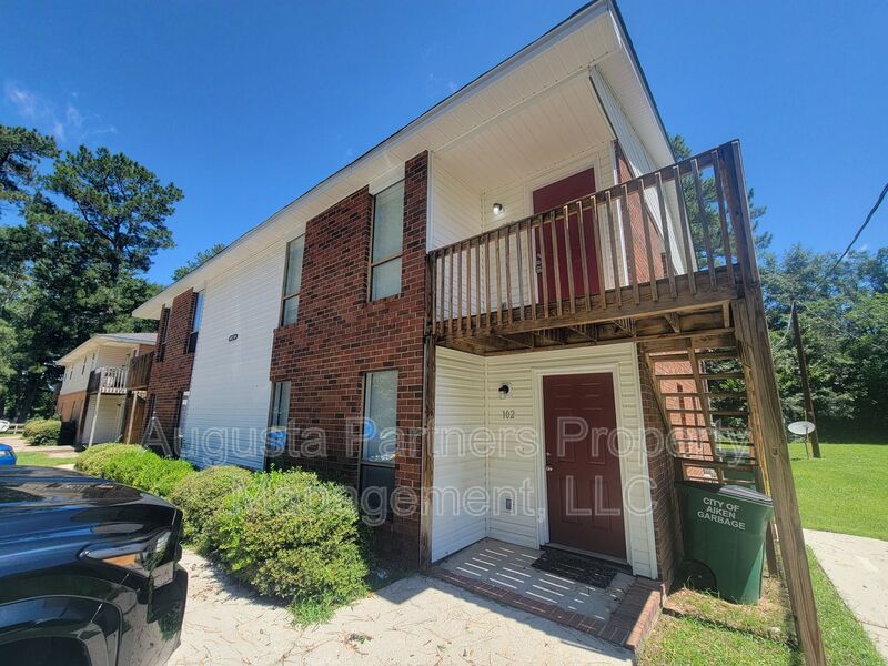 Aiken Condo: 1546 Hamilton Dr