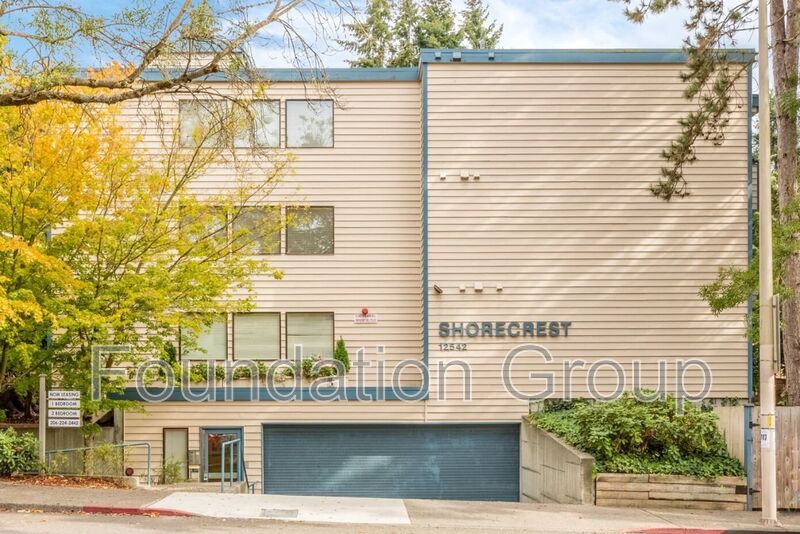Seattle House: 12542 35th Ave NE
