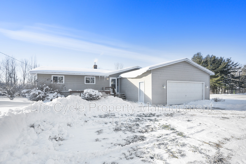 Allendale House: 10764 64th Avenue