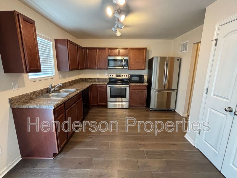 Statesville Townhome: 817 Ranchero Street