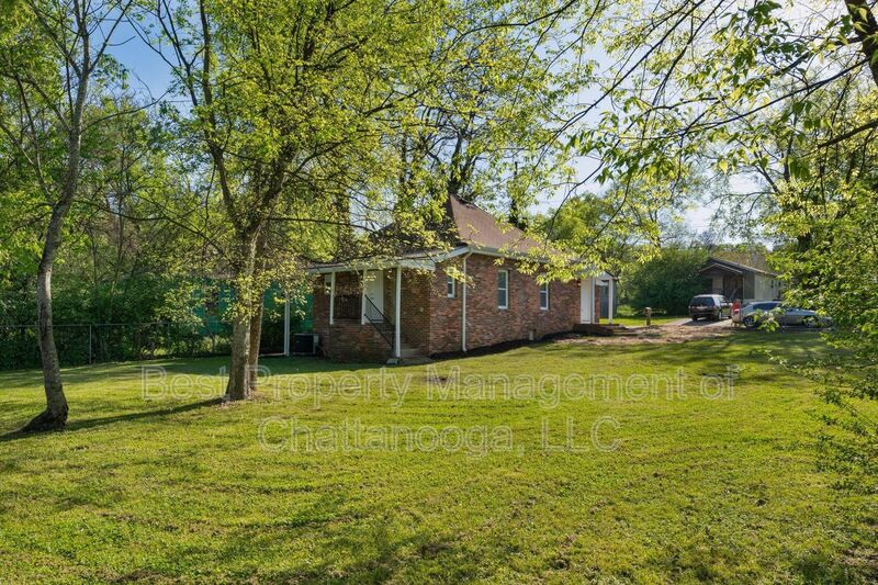 Chattanooga House: 1717 Stanfiel Street