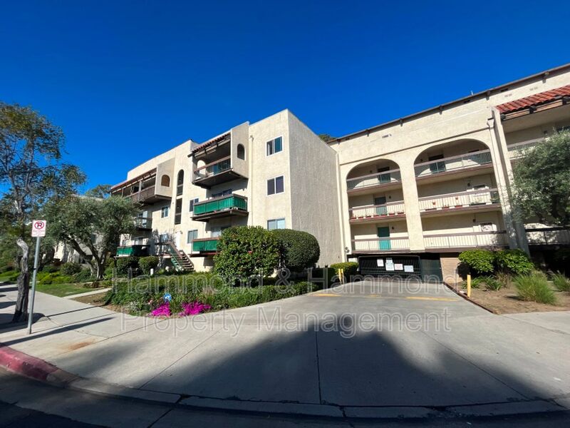Encino Condo: 5460 White Oak Ave.