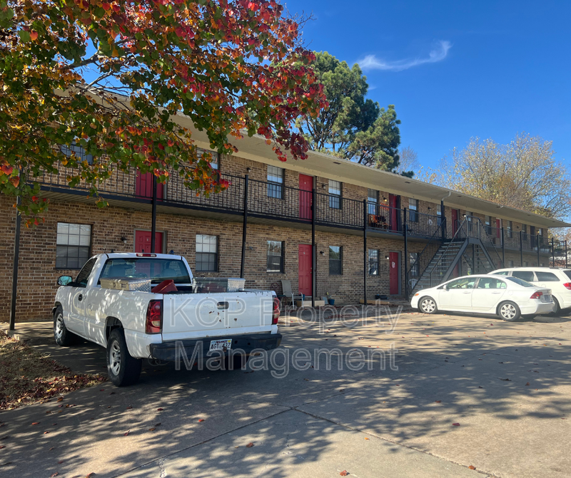 Greenwood Condo: 340 West Dogwood - 8