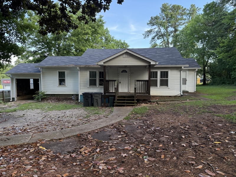 Florence House: 211 West Rasch Road