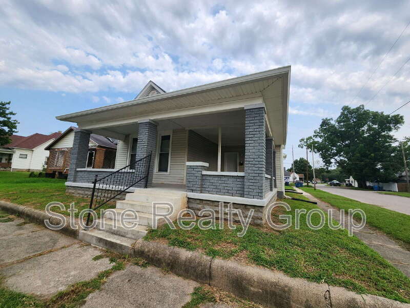 Terre Haute House: 1040 7th Avenue