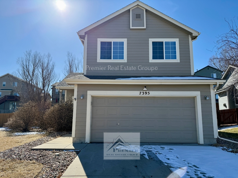 Fountain House: 7395 Creekfront Dr.