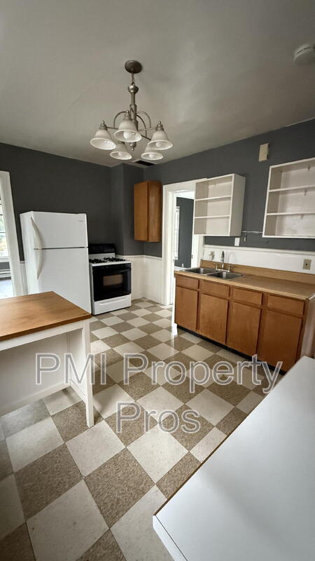 Milwaukee Condo: 2752A North Fratney Street