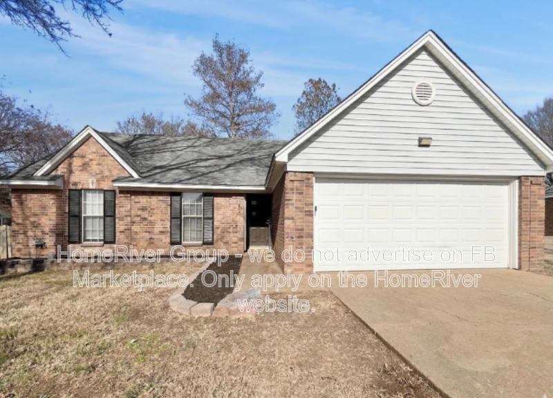 Horn Lake House: 3440 Lakehurst Cv