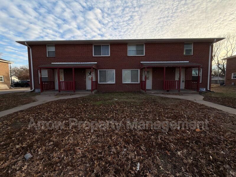 Lincoln Condo: 5501 Benton Street