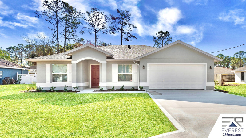 Palm Coast House: 11 Burning Tree Place