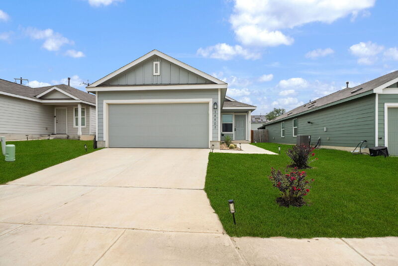 San Antonio House: 14805 Saw Mill