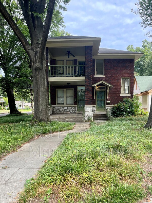 Memphis House: 1572 Tutwiler Ave