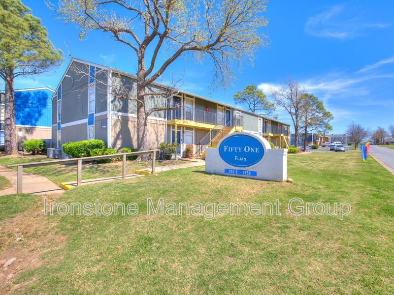 Tulsa House: 4651 S Darlington Ave