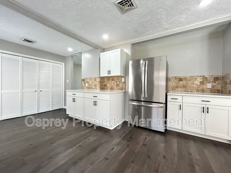 Beautiful 4 Bedroom, 2 Bath Home in Prime Location!