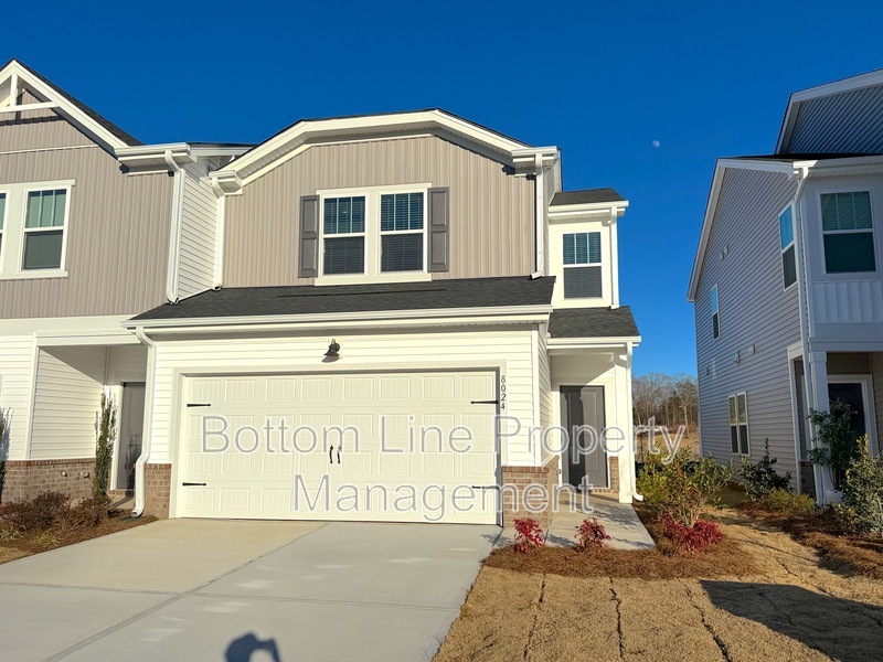 Charlotte Townhome: 8024 Hidden Springs Trail