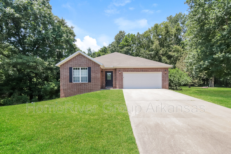 Request a Viewing for 50 Sunderland Dr Tenant Turner