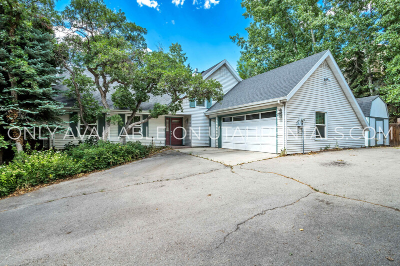 Provo House: 3676 N 870 E