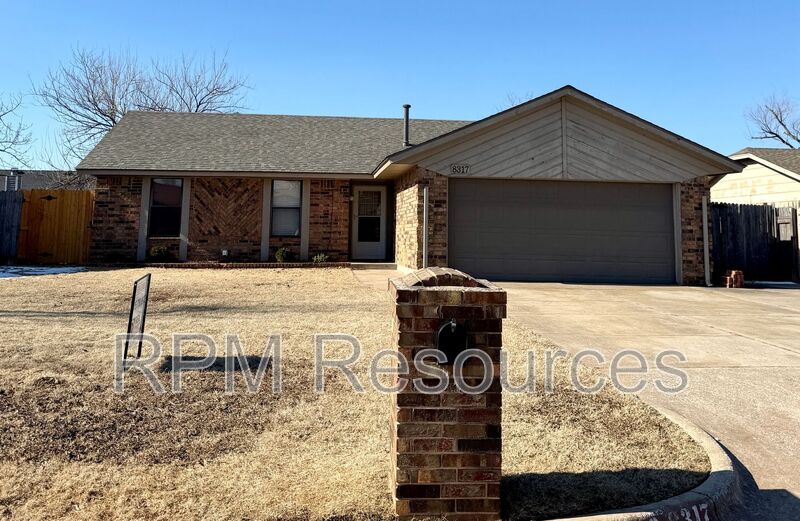 Oklahoma City House: 8317 Woodhue Dr