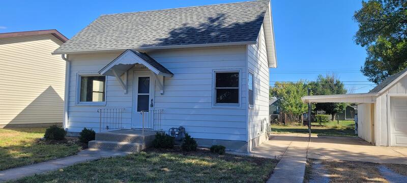 York House: 120 N. Iowa Ave