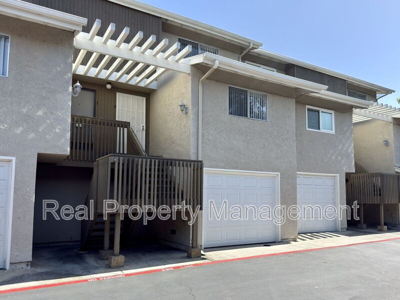 Oceanside Townhome: 4213 La Casita Way