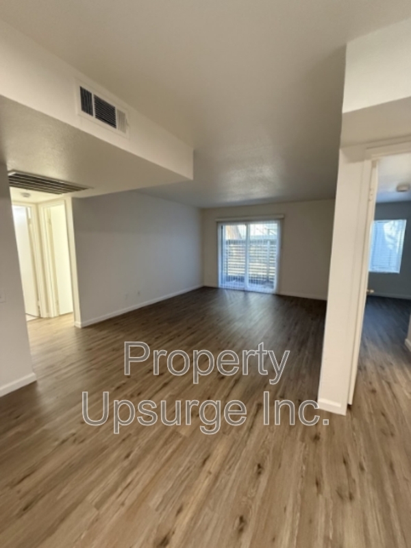 Antioch Condo: 2005 San Jose Dr #155