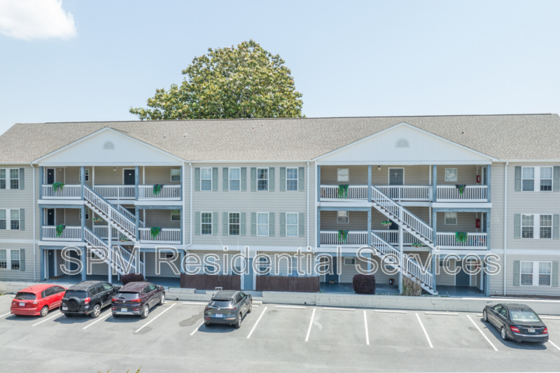 Wilmington House: 211 Red Cross St