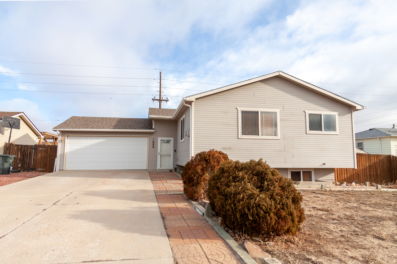 Request a Viewing for 1008 Arcadian Drive Tenant Turner