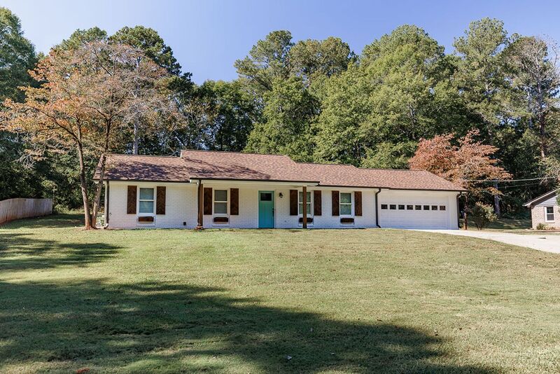 Watkinsville House: 145 VFW Drive