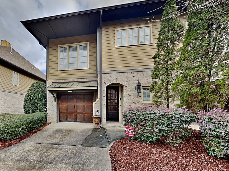 Birmingham Condo: 2088 Eagle Ridge Dr